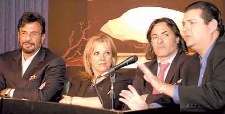 Jorge "Corcho" Rodríguez y Liliana Bartolucci comunicaban el atroz acto de corrupción.