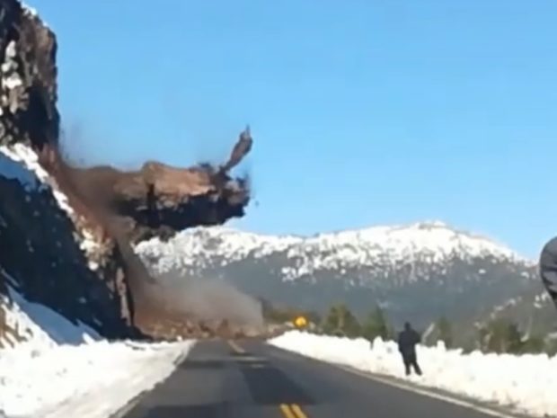 Impactante derrumbe en la ruta 40 a Bariloche – El Puntano